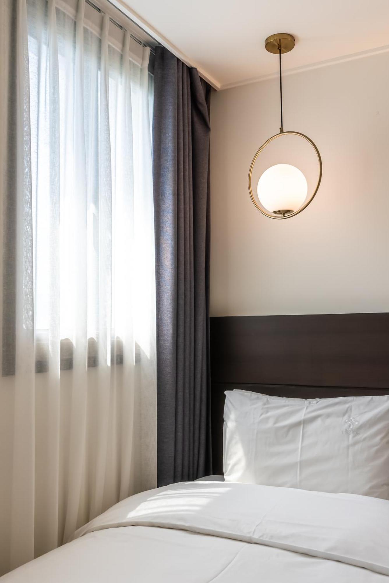 Hotel The Grang Jungmun Сеогвипо Екстериор снимка